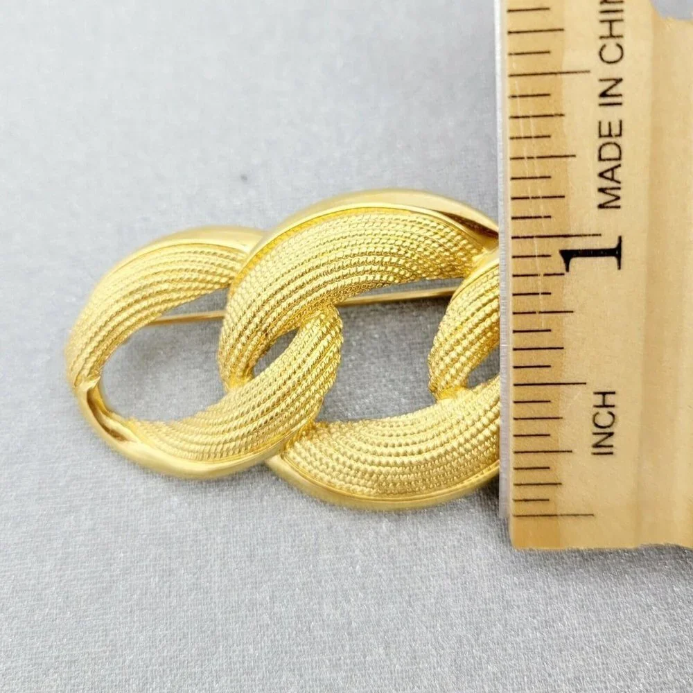Vintage Napier Triple Link Brooch Gold Tone Stippled Texture 2.5